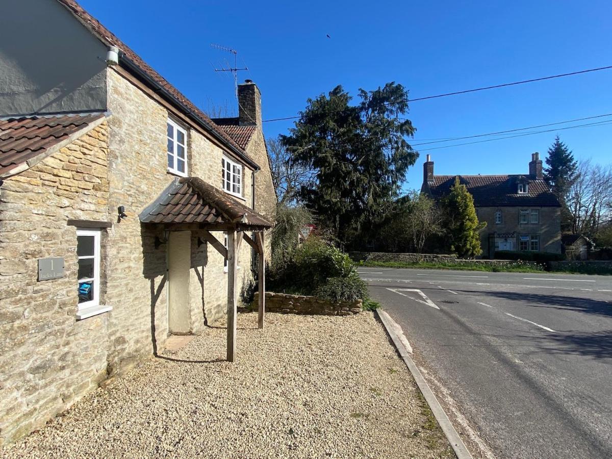 The Explorers Rest - Cottage - Frome Buckland Dinham Esterno foto